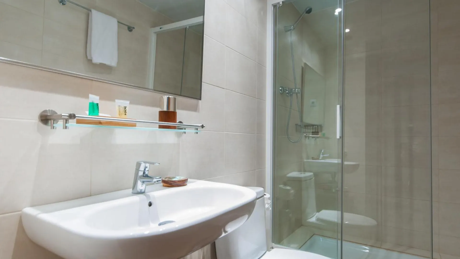 ברצלונה Pelayo Deluxe Apartments ספרד