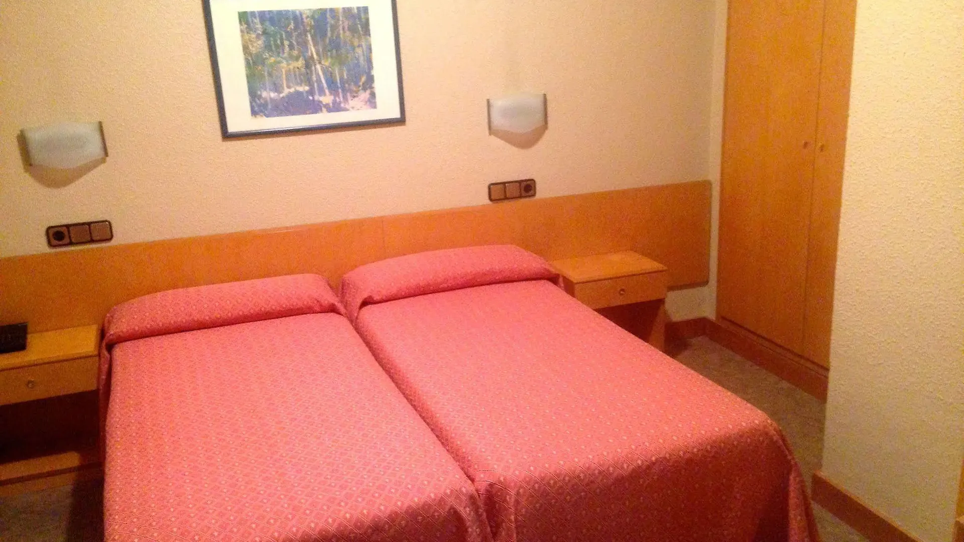 ברצלונה Pelayo Deluxe Apartments